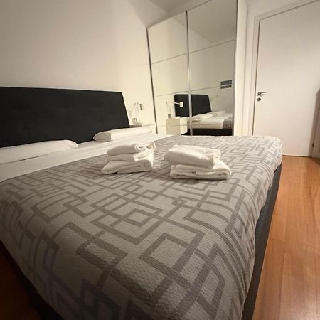 Votre Maison A Milán Exterior foto