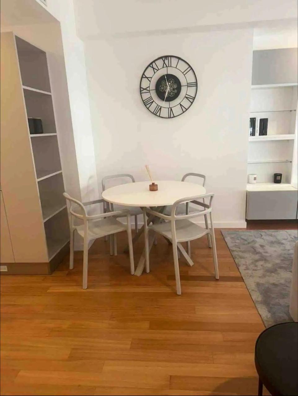Votre Maison A Milán Exterior foto